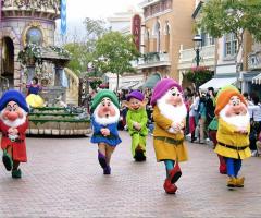 Hong Kong Disneyland Seven Dwarfs